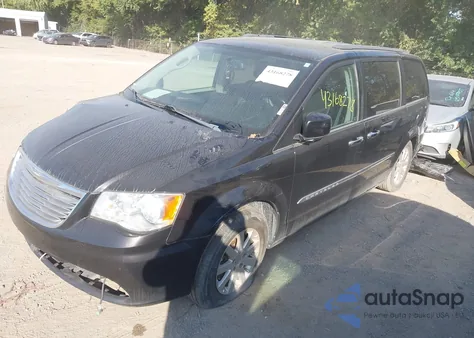 2015 Chrysler Town & Country Touring из США, поврежденный, VIN 2C4RC1BGXFR662522